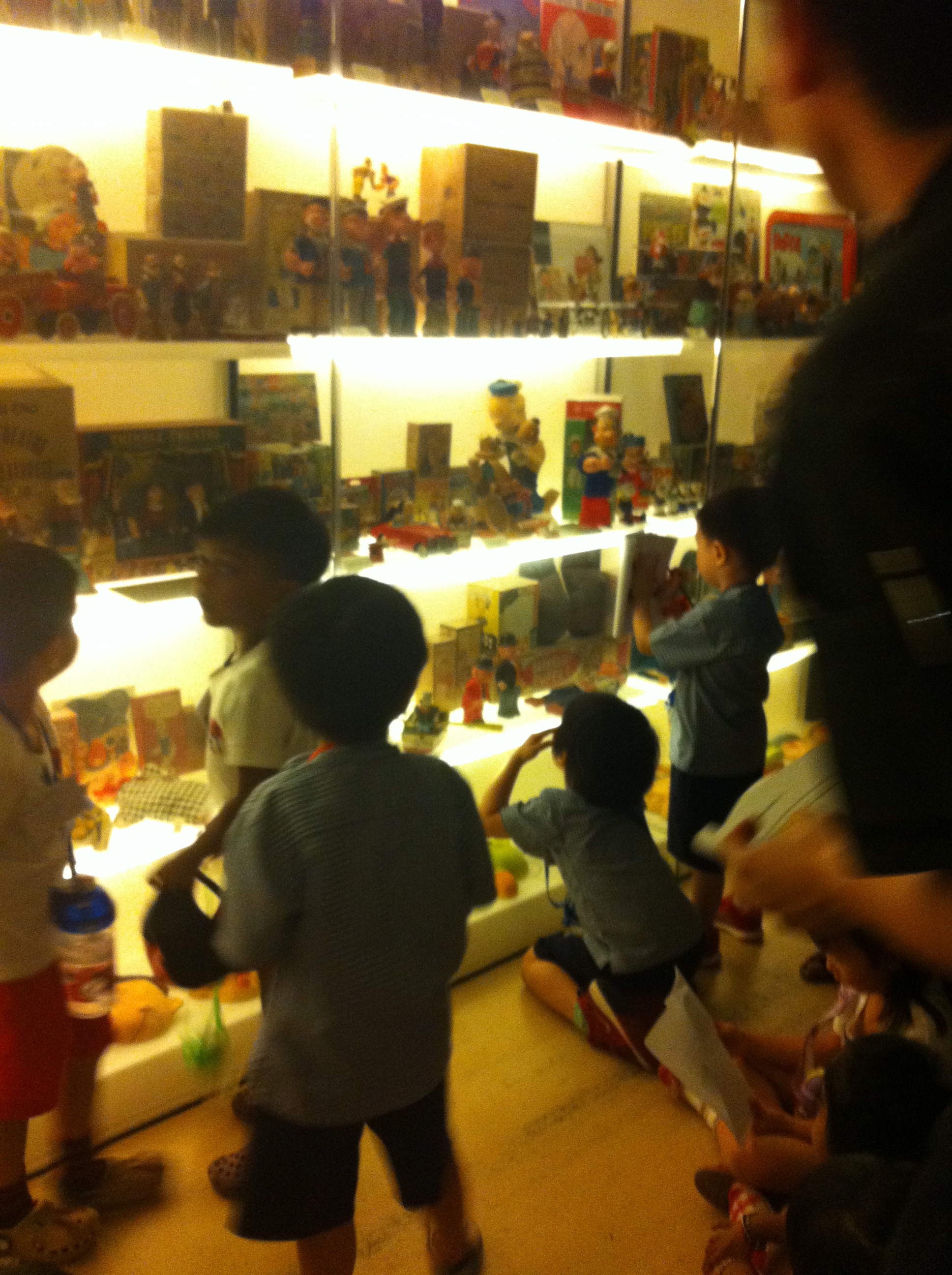 Children at Mint Museum of Toys